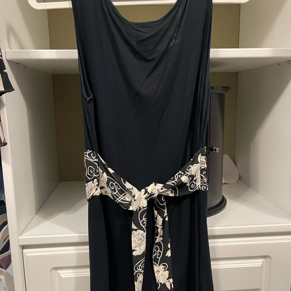Chic WHBM Black and White Women’s Top size S - Picture 3 of 3